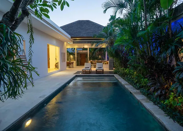 Jonas Bali * Seminyak